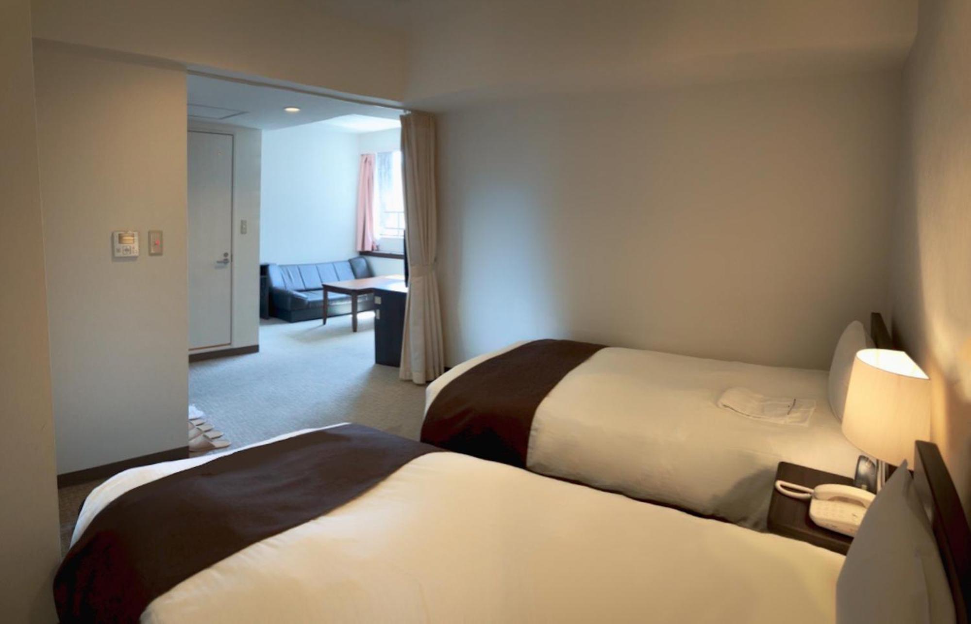 Shinjuku Sun Park Hotel Tokio Buitenkant foto